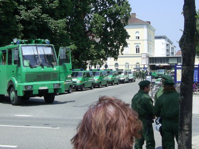 Polizeiaufmarsch in Friedrichshafen Polizeiaufmarsch in Friedrichshafen