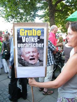 9.7.11, Stuttgart: Der Protest gegen Stuttgart 21 geht weiter