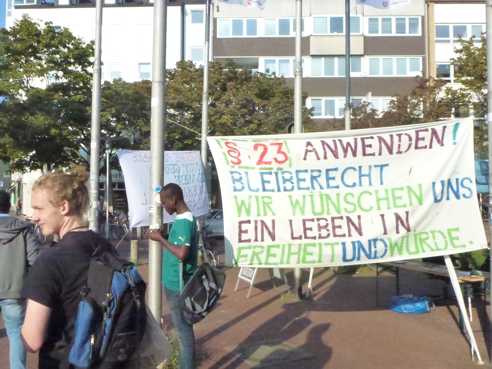 Hannover, 3.10.14: Streikrecht-Konferenz solidarisierte sich mit Flücjtlingen