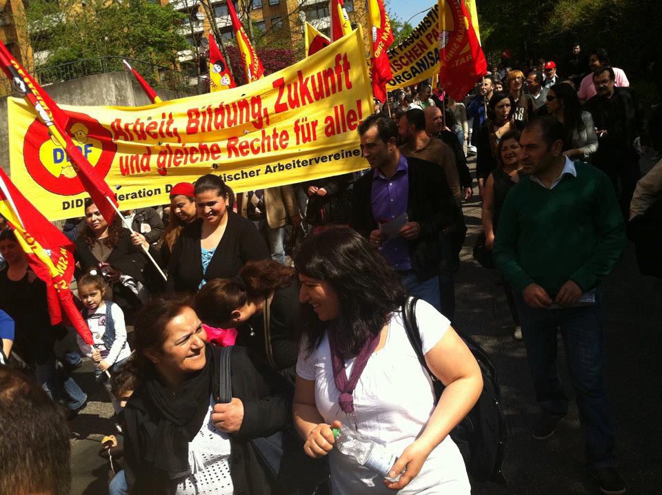 1. Mai 2012, Hamburg: Arbeit, Bildung, Zukunft und gleiche Rechte für alle!