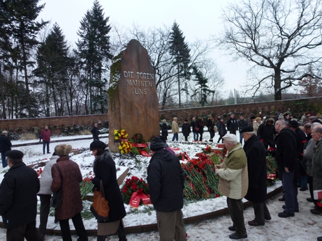 13.1.13: Ehrung von Rosa Luxemburg und Karl Liebknecht