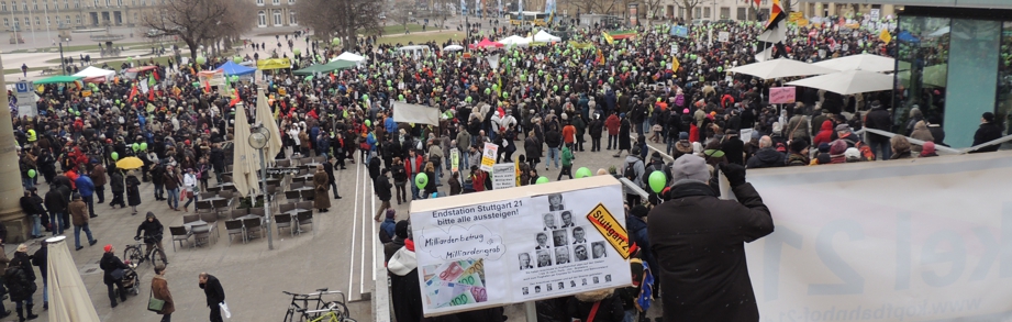 23.2.2013: Großdemonstration gegen S21 - über 8000