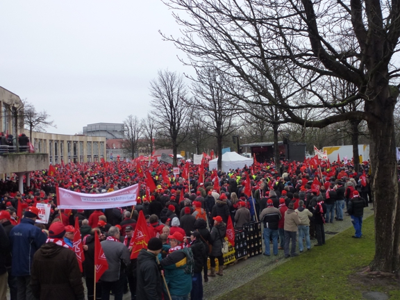 26.1.15, Ludwigsburg: 5000 IG Metaller demonstrierten