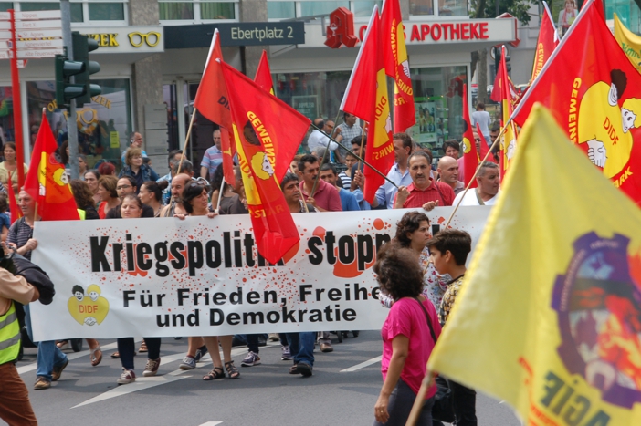 Köln, 8.8.15: Viele Organisationen waren dabei