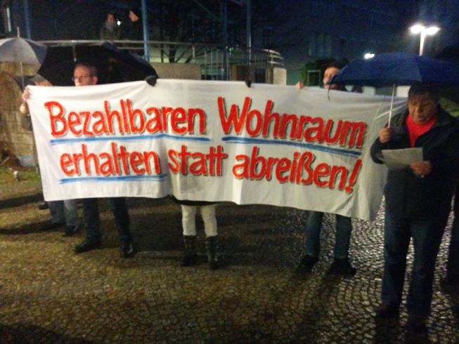 Stuttgart-Zuffenhausen, 21.3.17: Gegen Abriss billigen Wohnraums