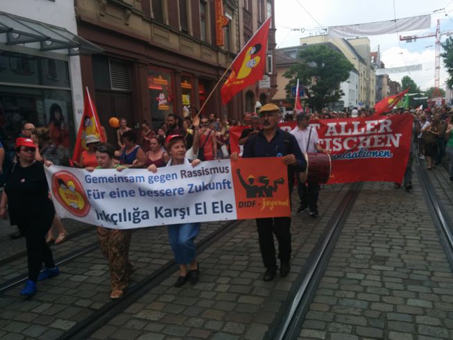 3.6.17, Karlsruhe-Durlach: Spontandemonstration durch die Innenstadt