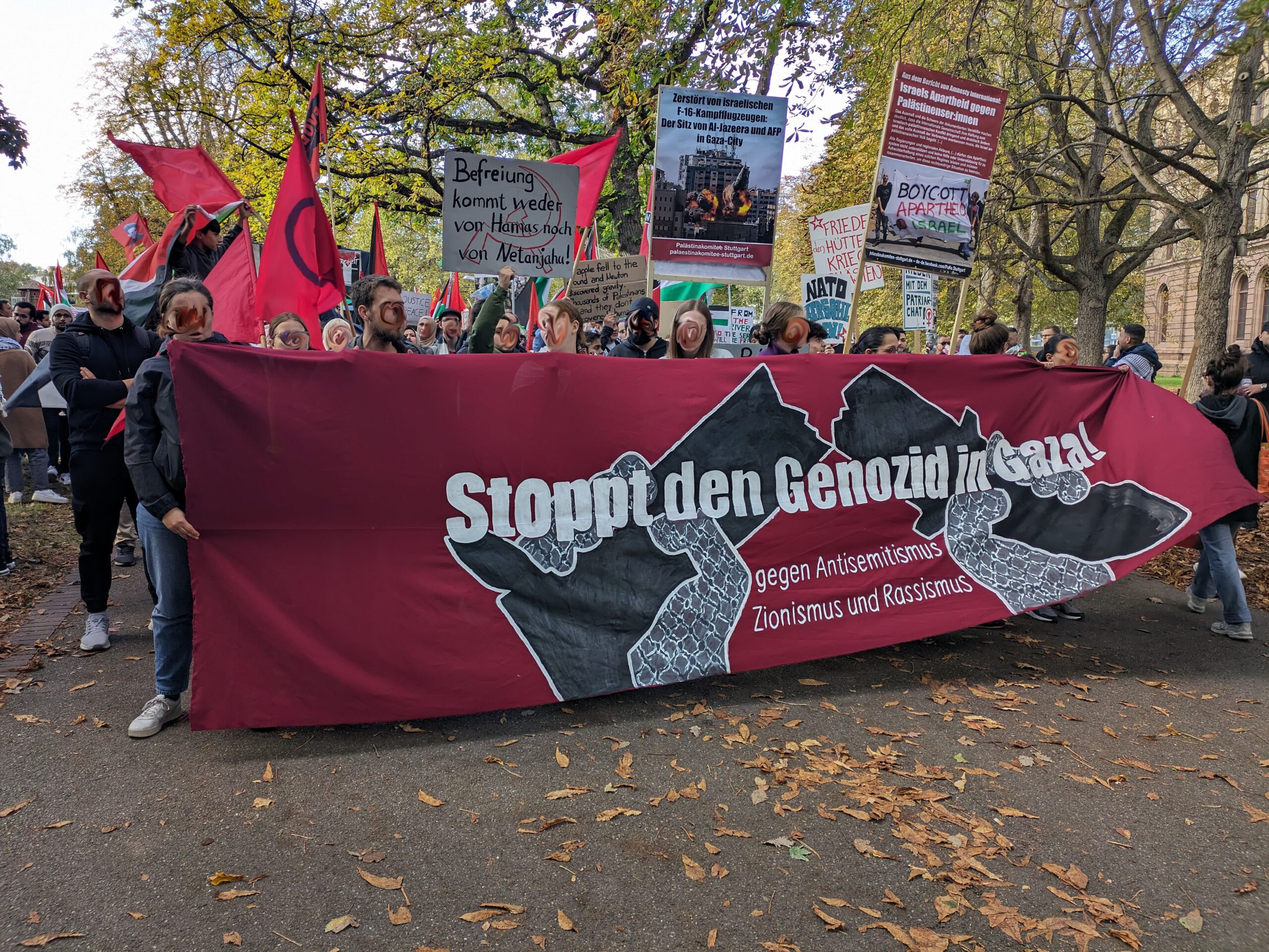 Über 1200 bei Solidaritätsdemonstration für Palästina in Stuttgart